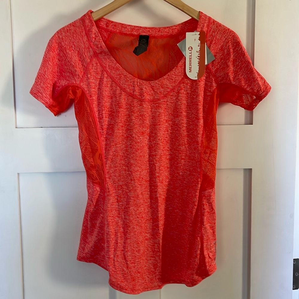 Merrell reflective running shirt